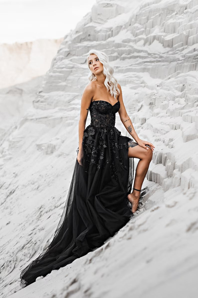 "Demia" Black Corset Wedding Dress with Lace-Adorned Mesh Skirt