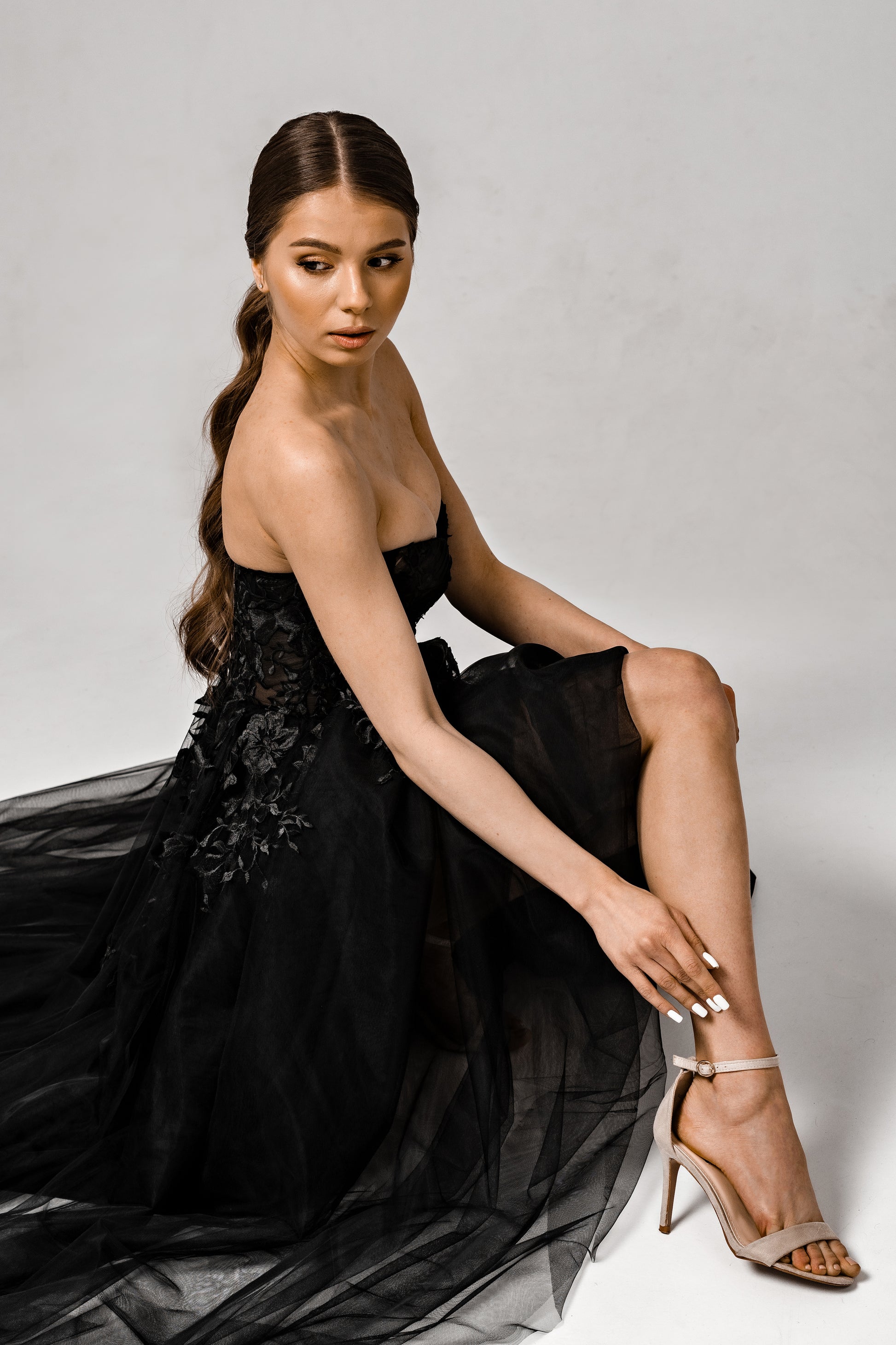 "Demia" Black Corset Wedding Dress with Lace-Adorned Mesh Skirt