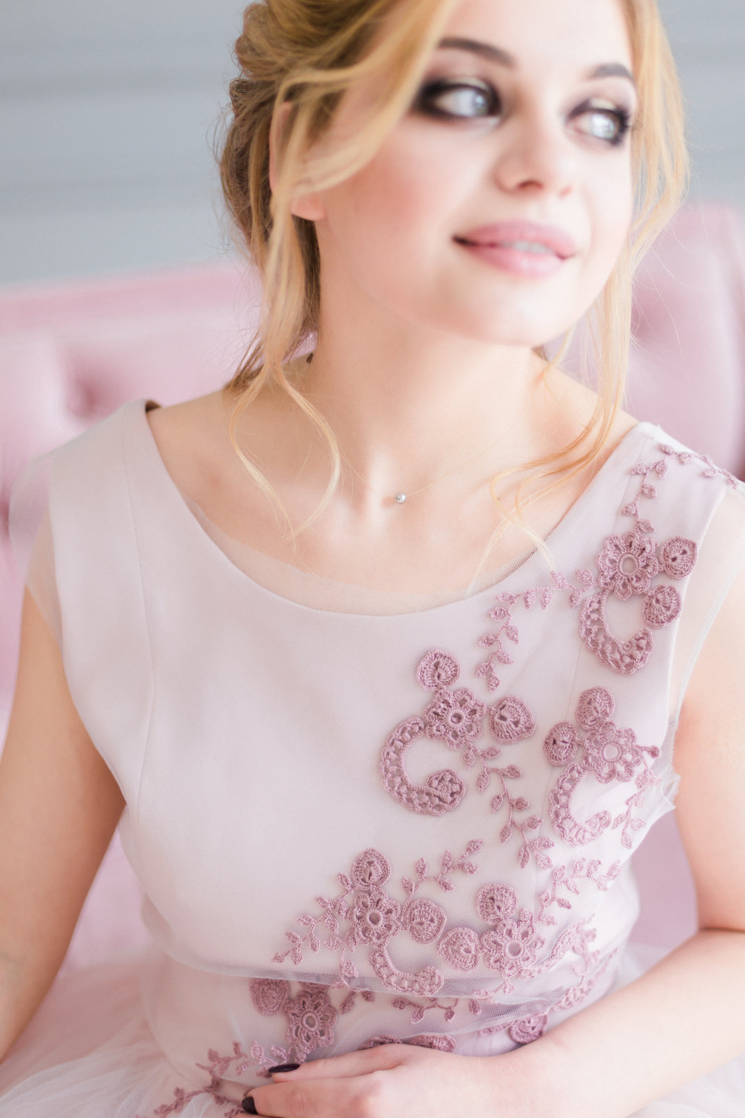 "Sakura" Powdery knitted lace wedding dress